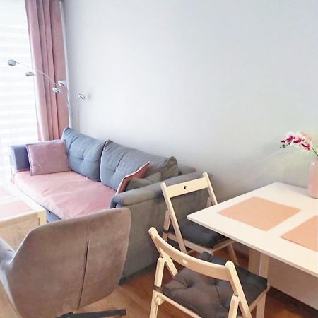 Apartament Poezja, Kasprowicza 20A Kołobrzeg Exterior foto