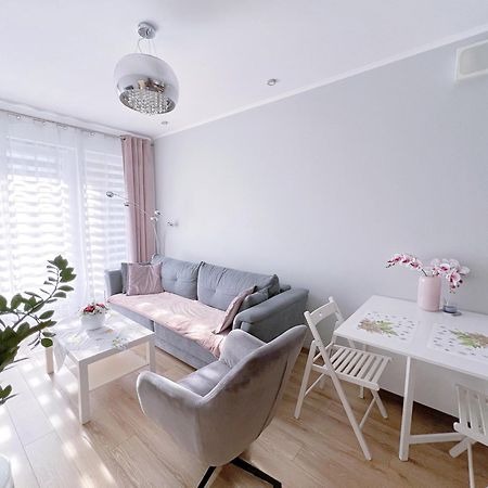 Apartament Poezja, Kasprowicza 20A Kołobrzeg Exterior foto